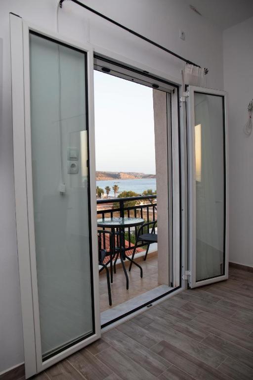 Апартаменты Sea View House Matina Неаполис Экстерьер фото